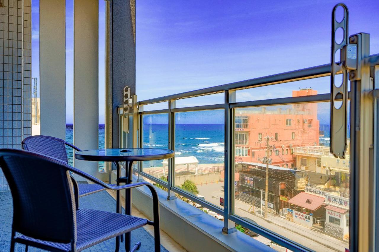 Sunshine Coast Apartment Chatan Exterior foto