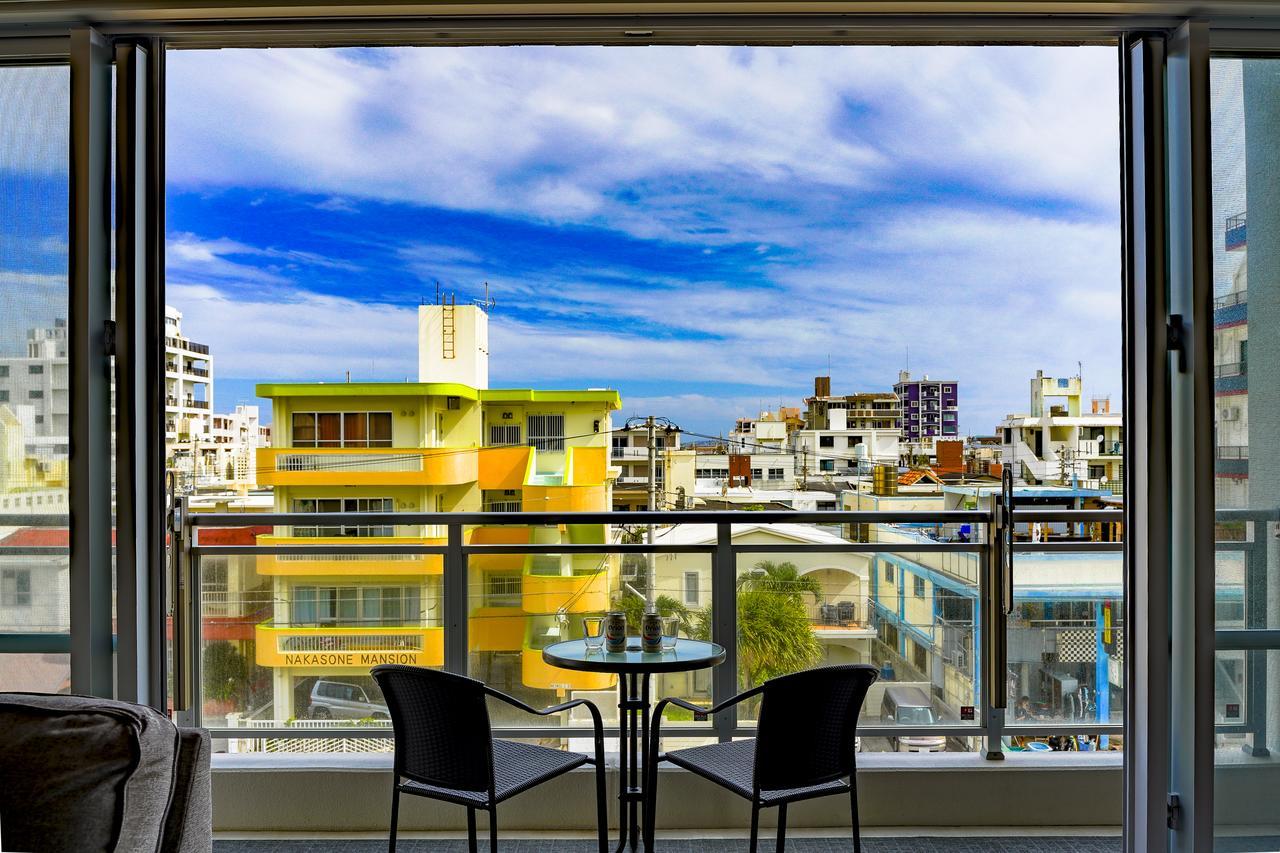 Sunshine Coast Apartment Chatan Exterior foto